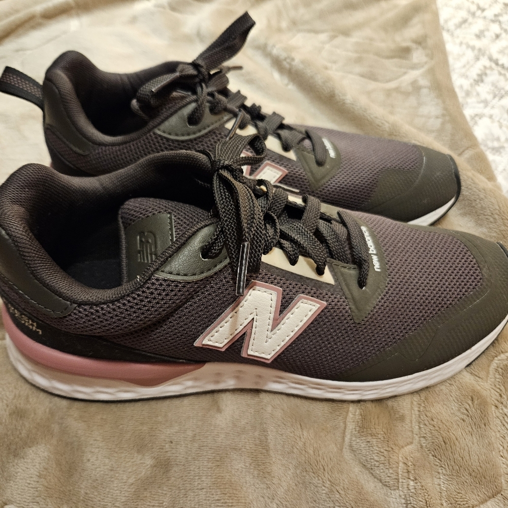 Womens New Balance